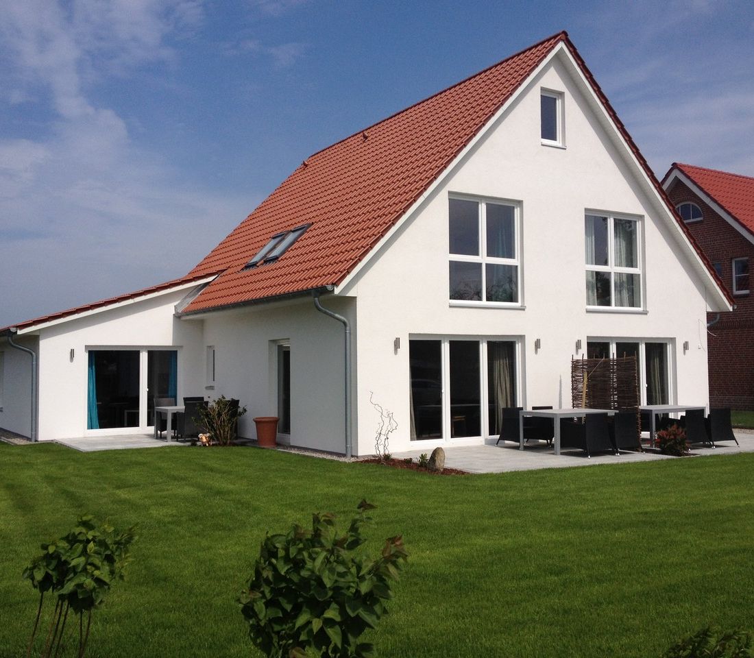 Maurerarbeiten, Erdarbeiten, Betonarbeiten, Pflasterarbeiten, Hauke Ewers Bau GmbH, Seit 1994, 5 Mitarbeiter, Qualität, Arbeiten, Referenzen, Leistungen